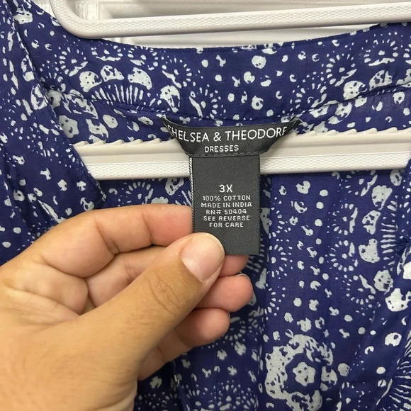 Chelsea & Theodore Medallion Flowy Summer Dress Smocked Waist Blue White Size 3X - Picture 3 of 3